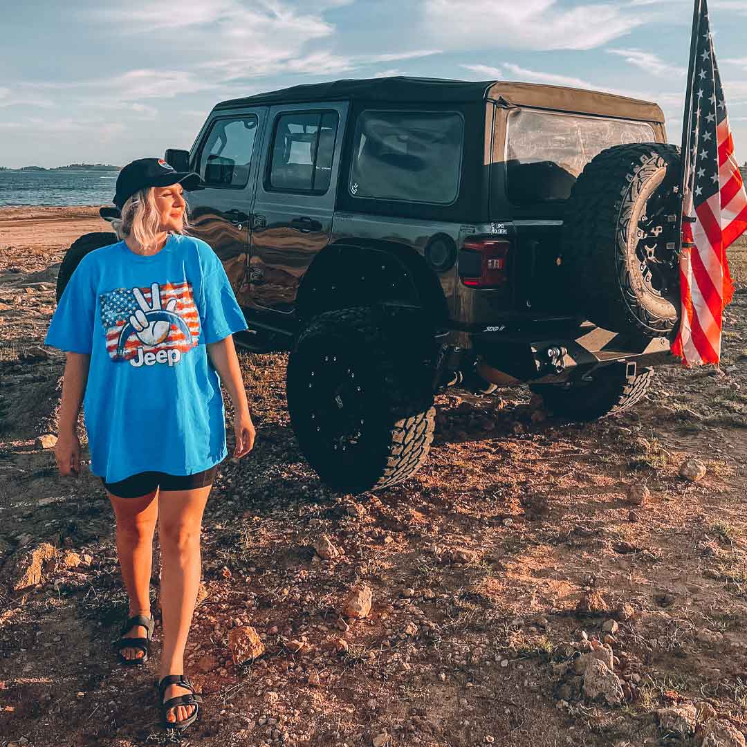 Jeep - American Flag Wave T-Shirt